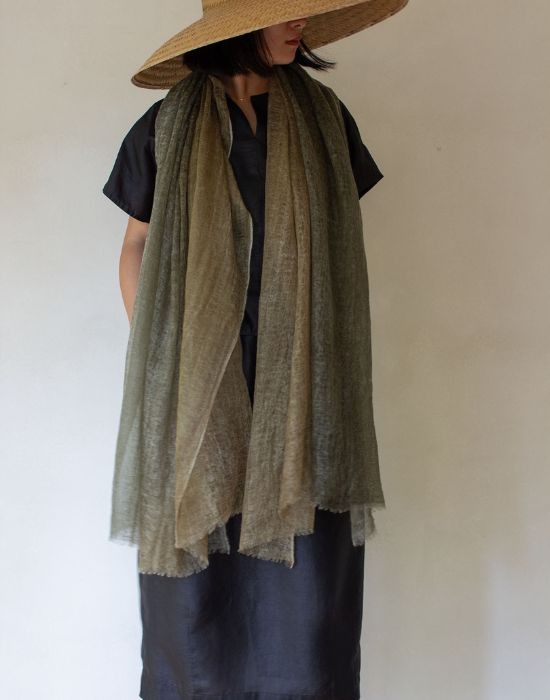 Picture of Long cashmere scarf