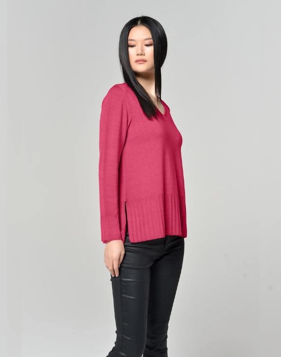 Picture of V-neck sweater