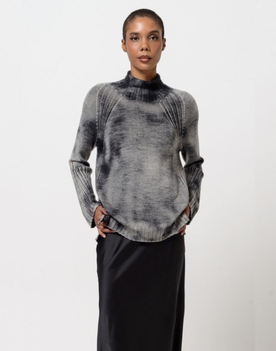 Picture of Turtle neck merino sweater