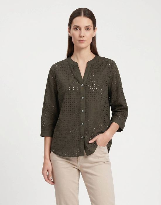 Picture of Broderie Anglaise shirt