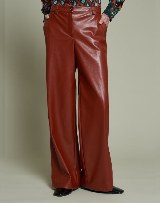 Picture of Faux leather trousers